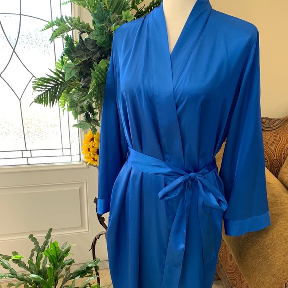 SOLD - Morgan Taylor Intimates Blue Robe Size S - Picture 2 of 7